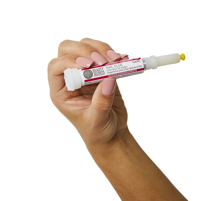 Drip & Clog Proof Nail Glue