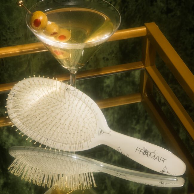 Extra Dirty Extra Olives Detangle Brush