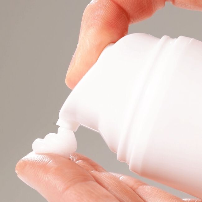 Leave-In Molecular Repair Hair Mask