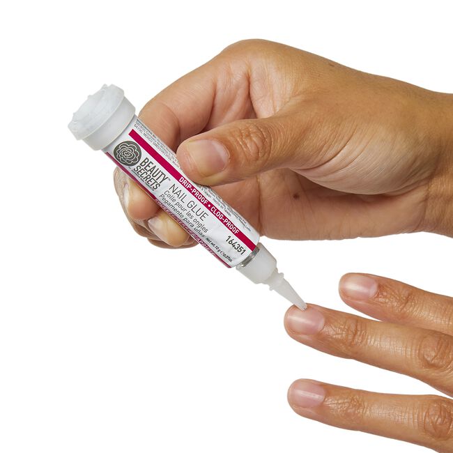 Drip & Clog Proof Nail Glue