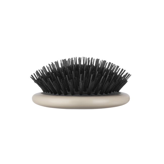 Dressing Brush